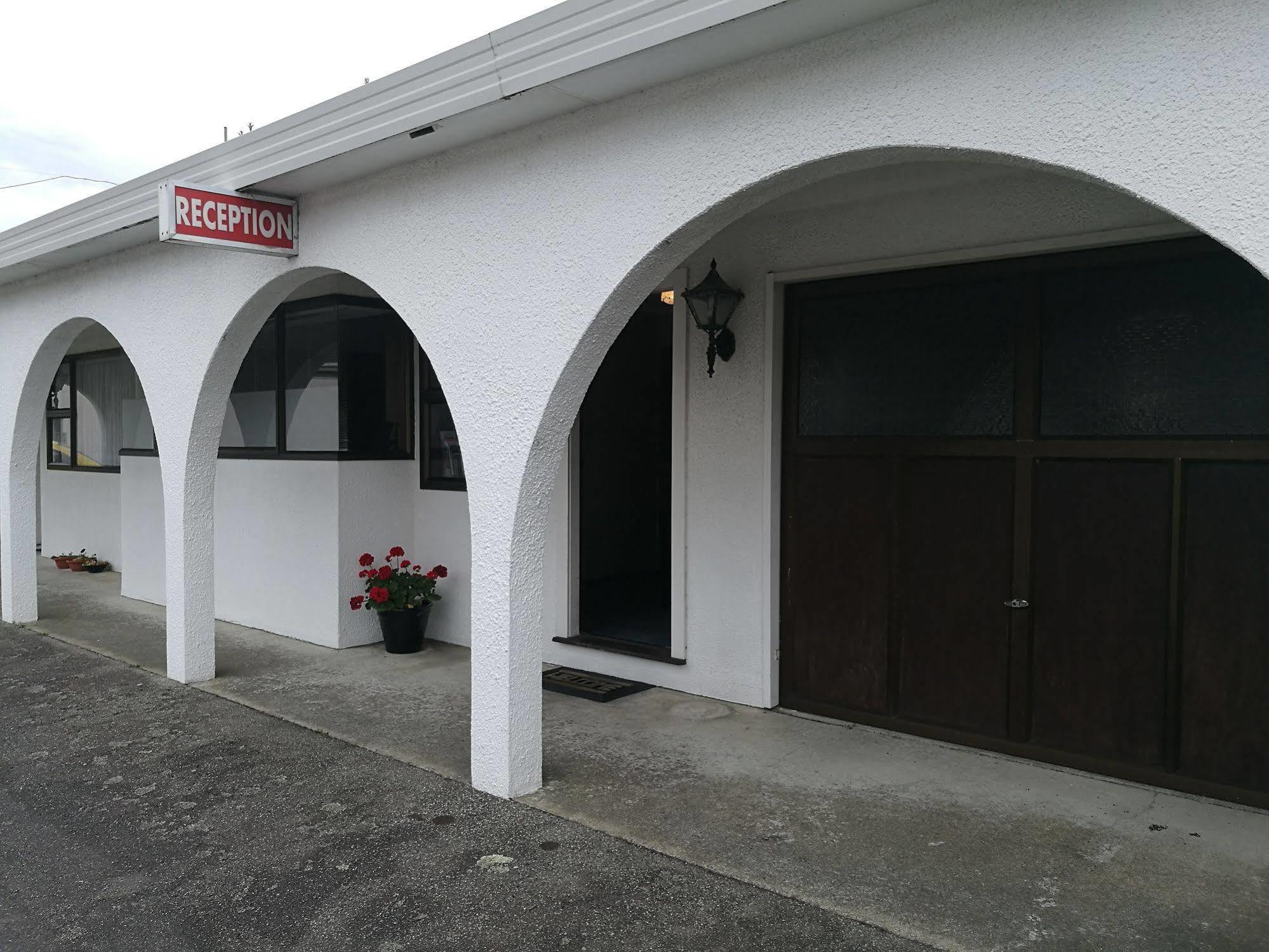 Hacienda Motel Инверкаргил Екстериор снимка