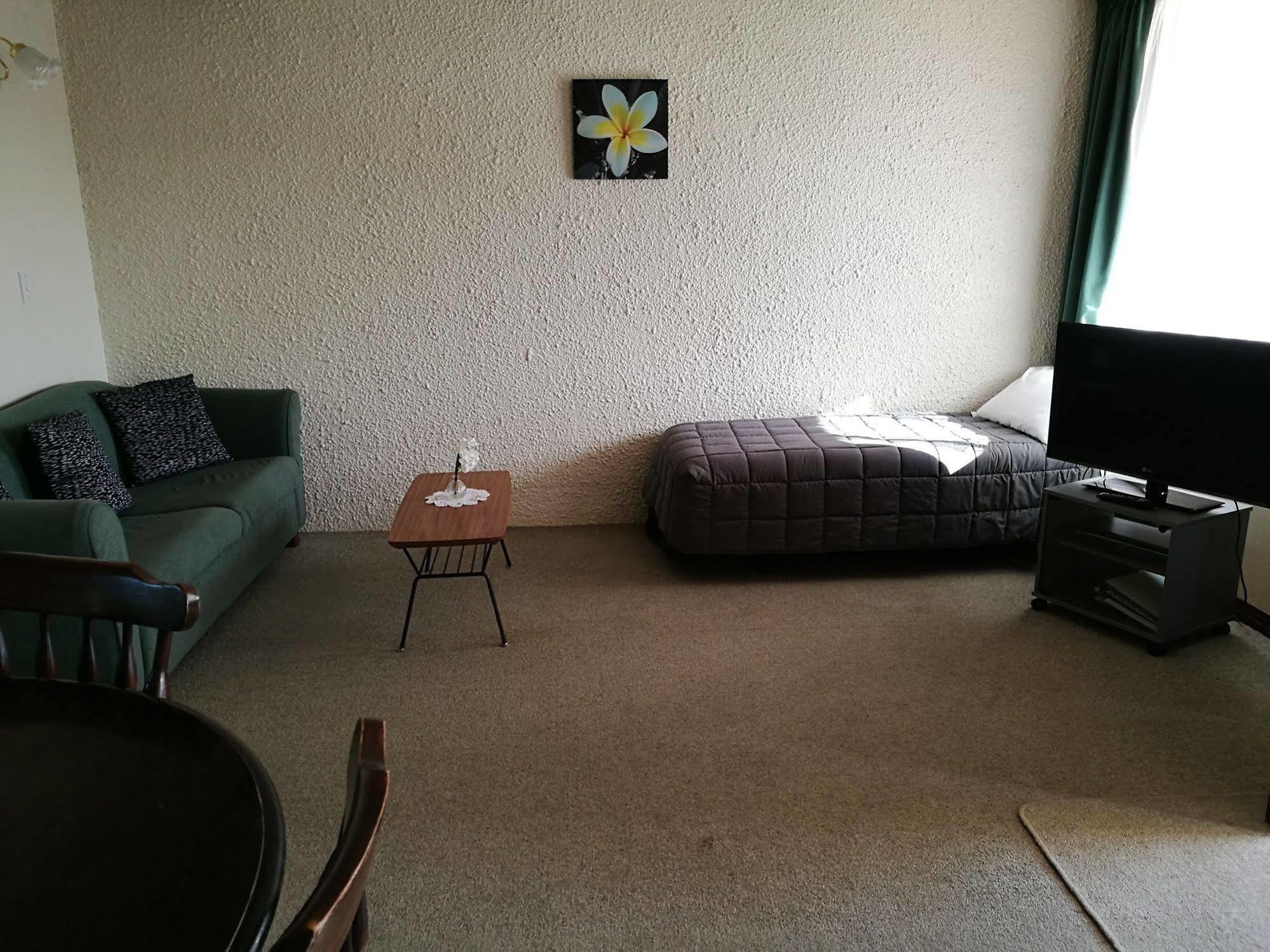 Hacienda Motel Инверкаргил Екстериор снимка
